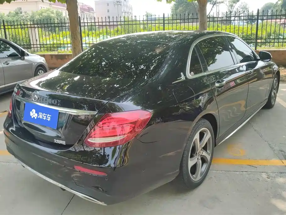Mercedes-Benz E-Class 2019
