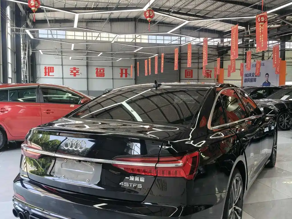 Audi A6L 2020