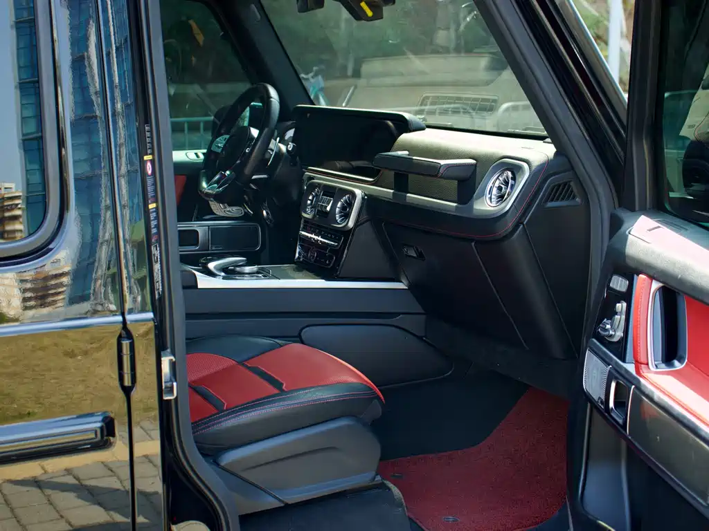 Mercedes-Benz G-Class AMG 2018 — фото 14