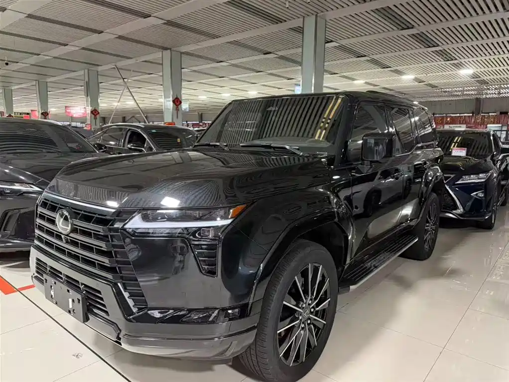Lexus GX 2025