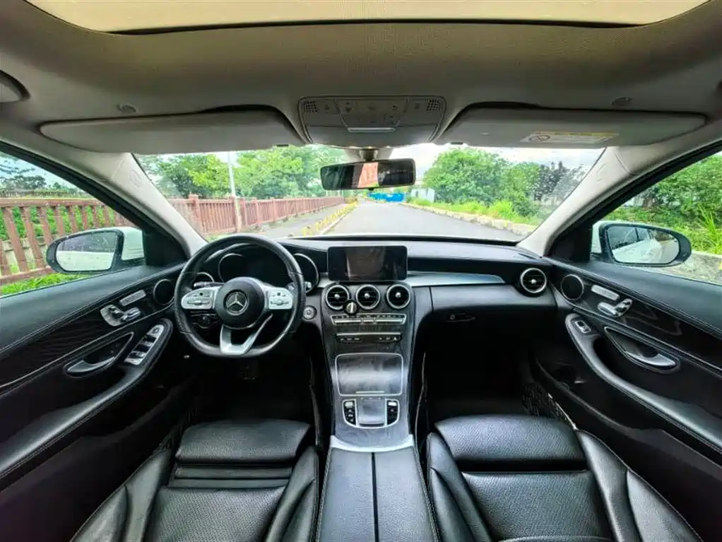 Mercedes-Benz C-Class 2020