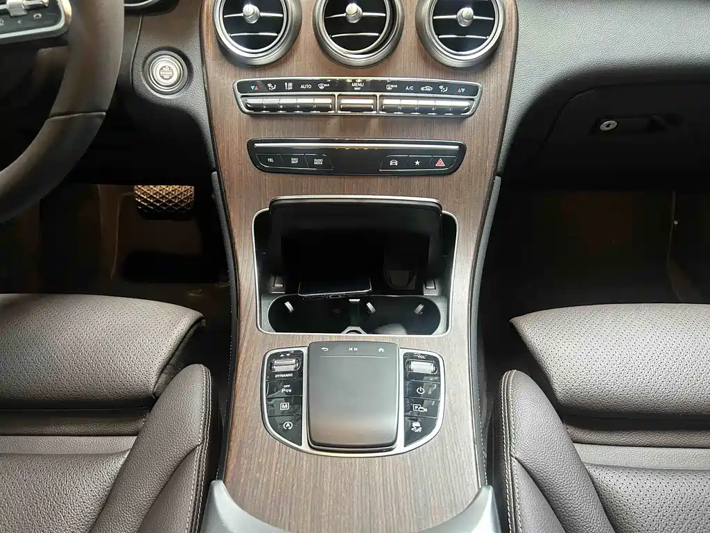 Mercedes-Benz GLC 2021