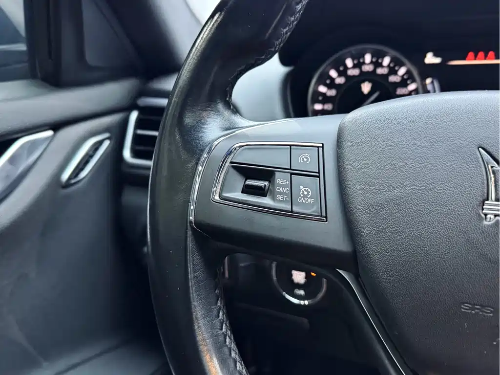 Maserati Ghibli 2022 — фото 19