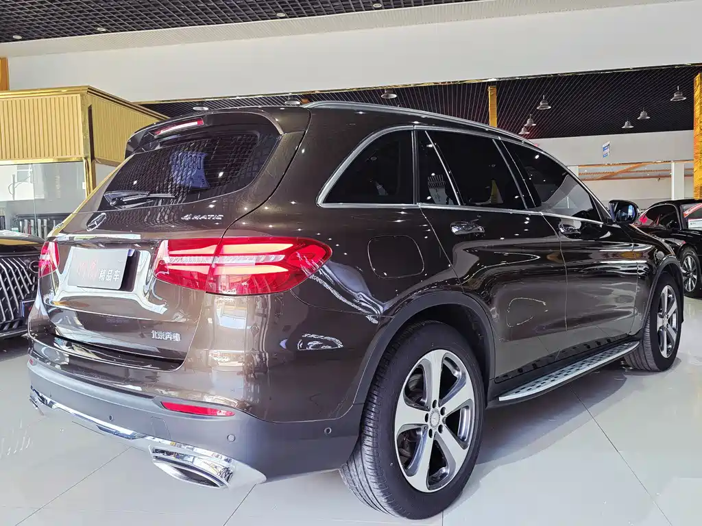 Mercedes-Benz GLC 2016 — фото 15