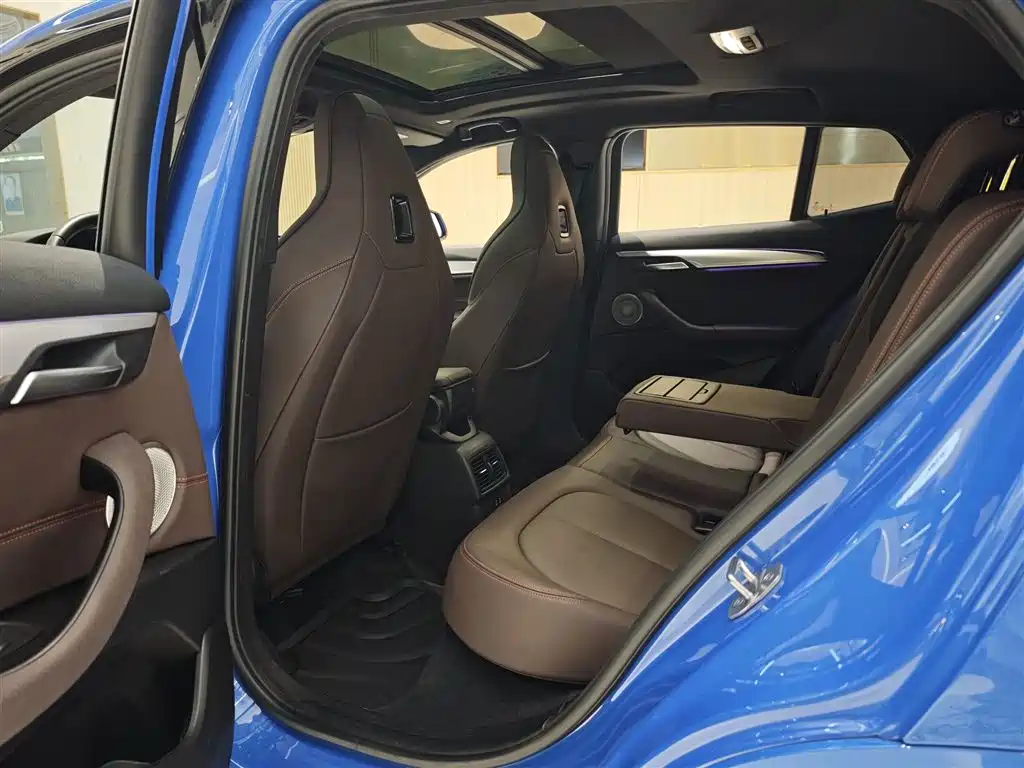 BMW X2 2022 — фото 15