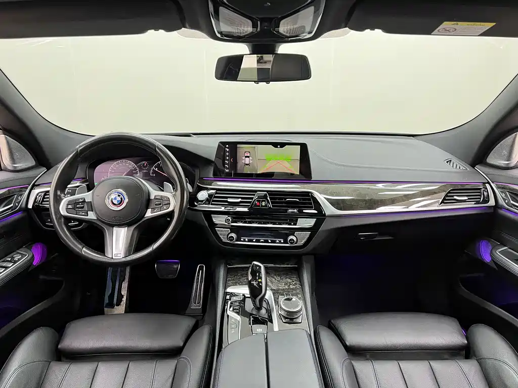BMW 6 Series GT 2019 — фото 14