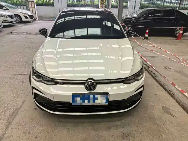 Volkswagen Golf 2022