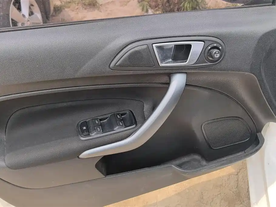 Ford Fiesta 2014