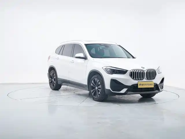 BMW X1 2021 — фото 2