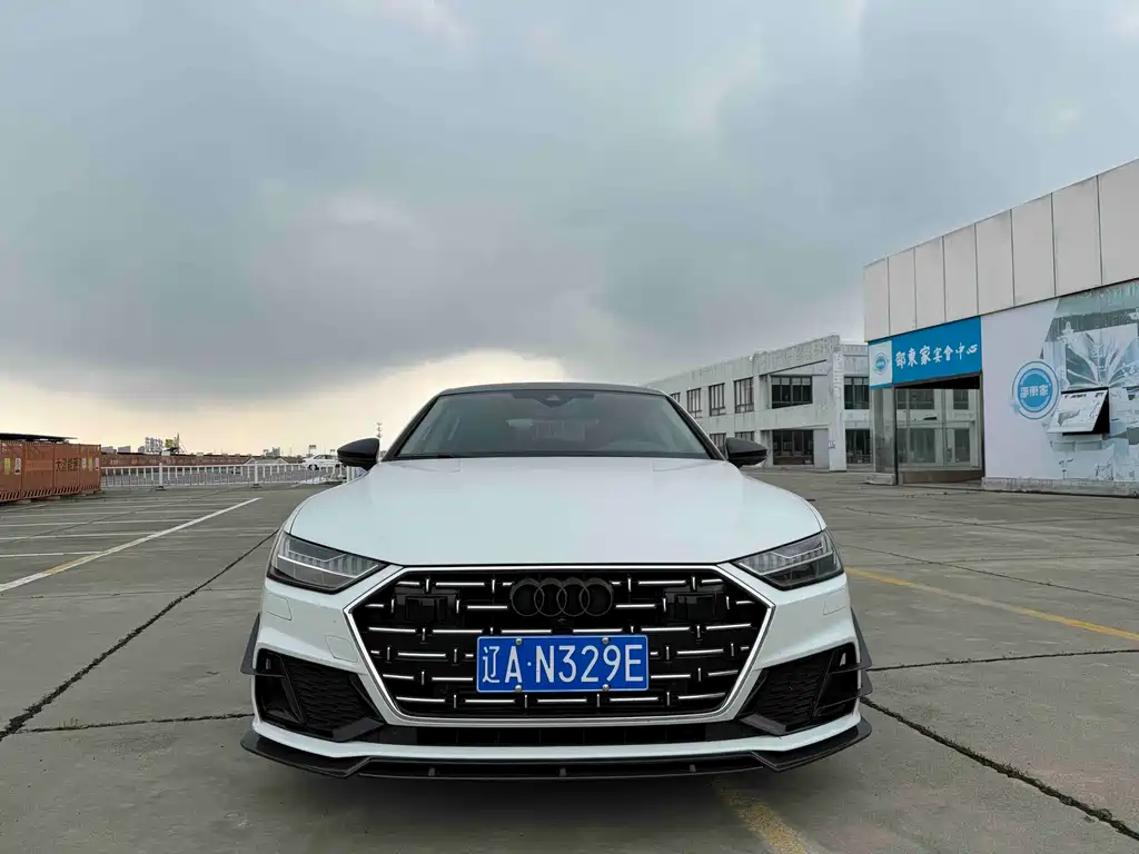 Audi A7L 2023 — фото 2