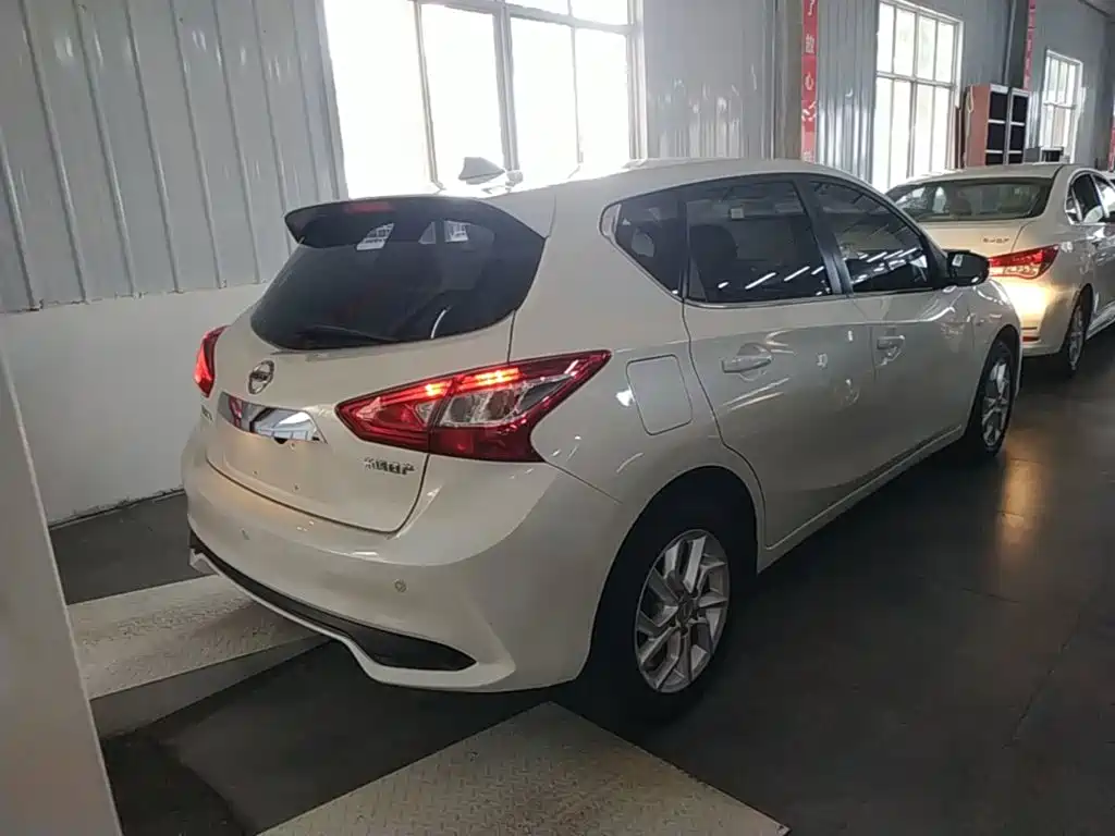 Nissan Tiida 2022