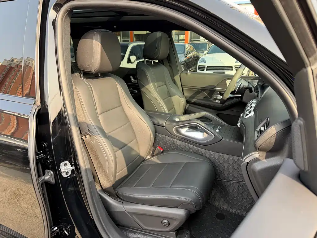 Mercedes-Benz GLS 2022 — фото 12