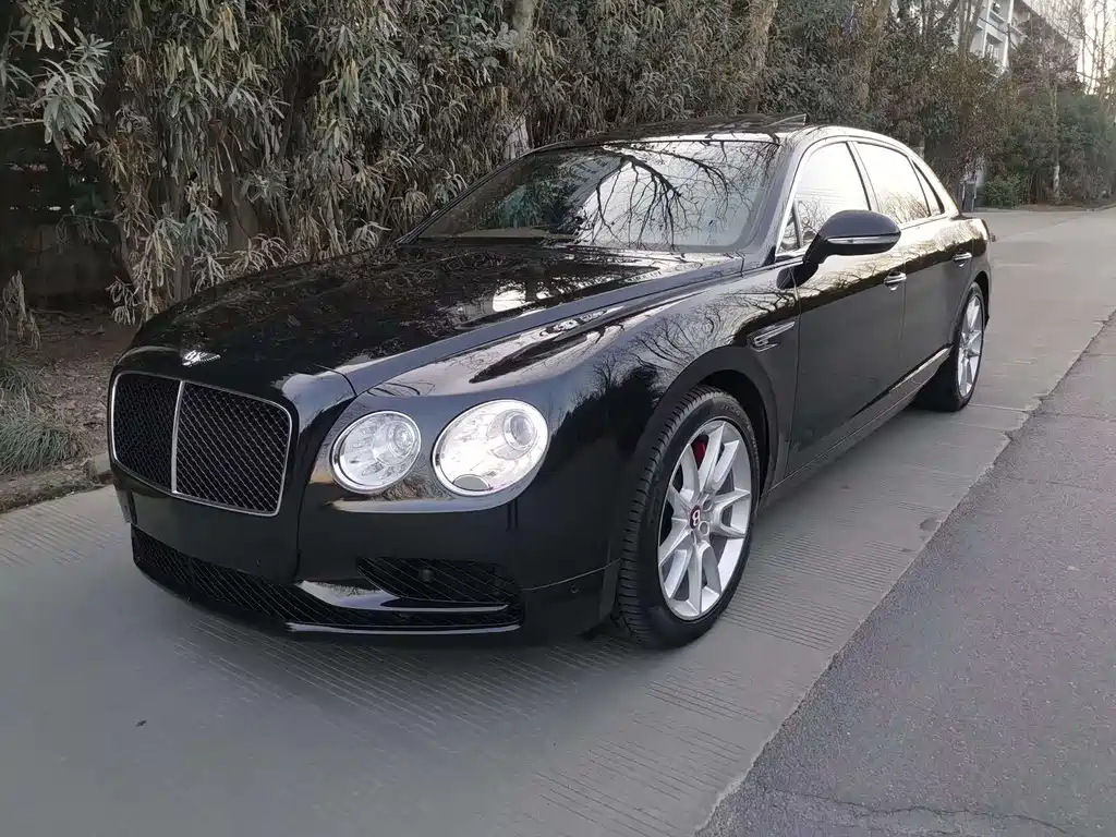 Bentley Flying Spur 2017 — фото 1