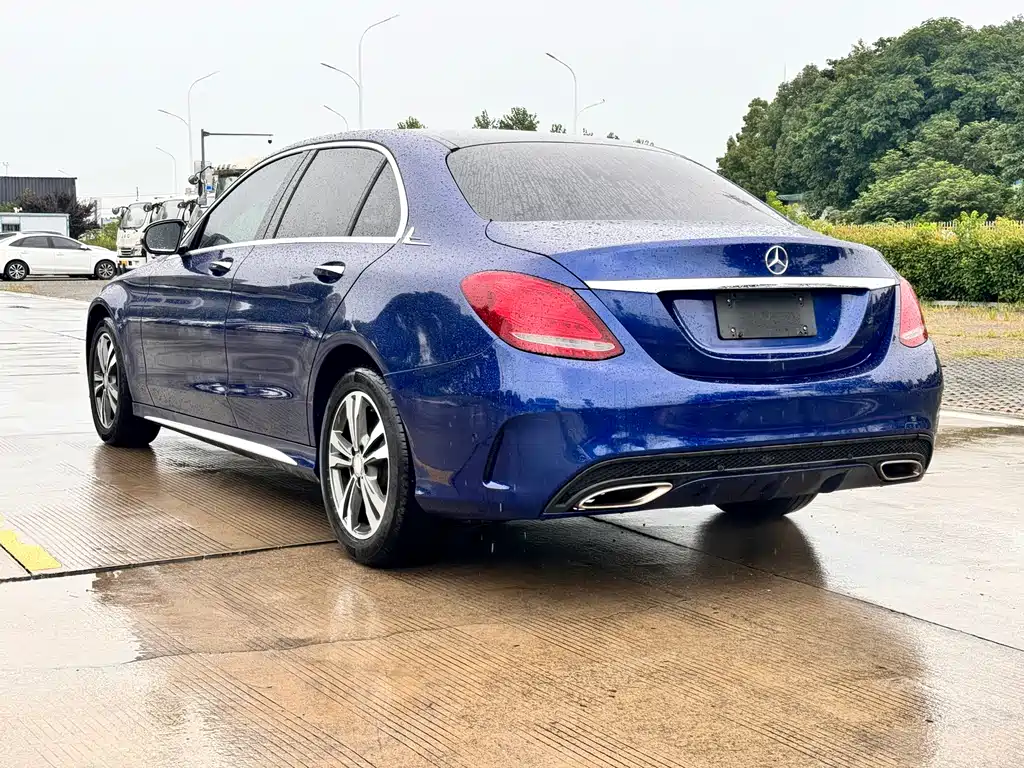 Mercedes-Benz C-Class 2017