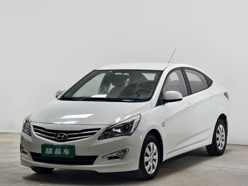 Hyundai Accent 2014 — фото 1