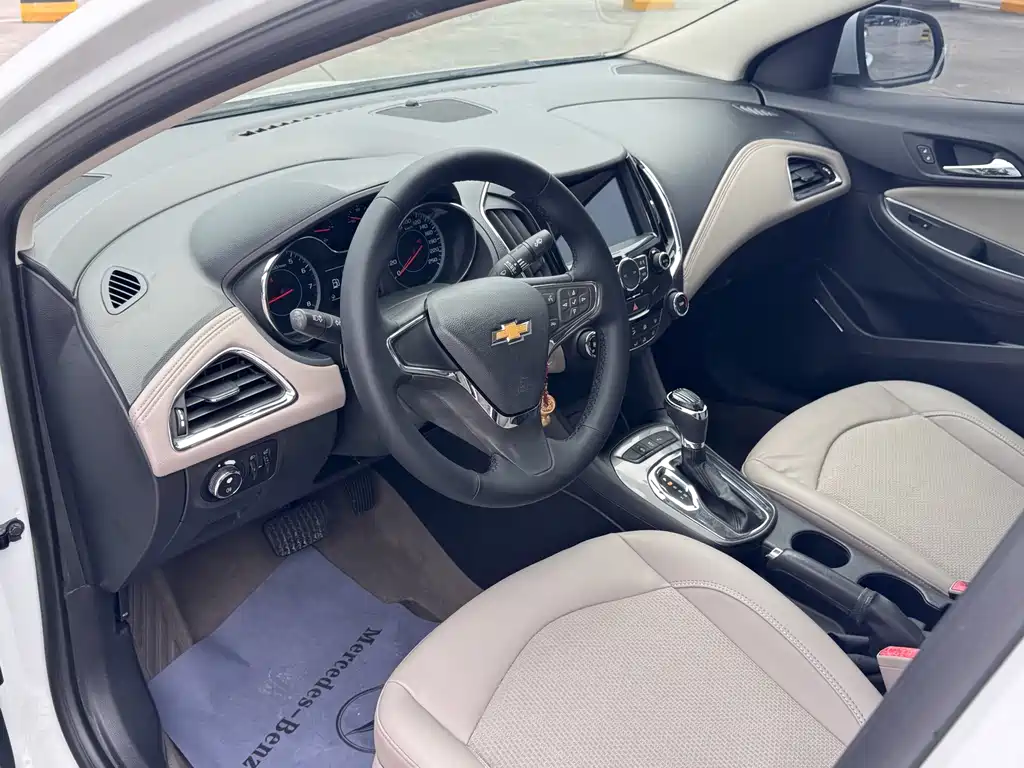 Chevrolet Cruze 2015 — фото 14
