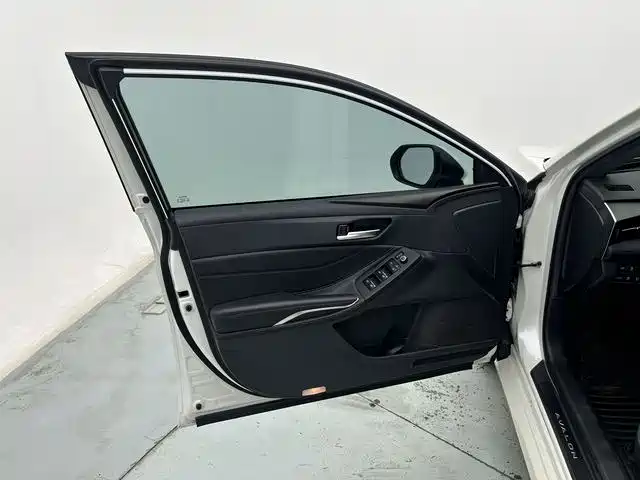 Toyota Avalon 2021 — фото 17