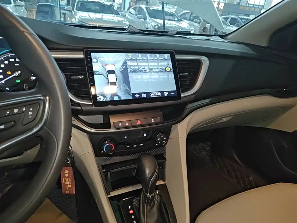 Buick Excelle 2017 — фото 13