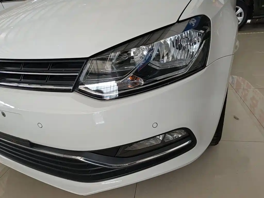 Volkswagen Polo 2018 — фото 24