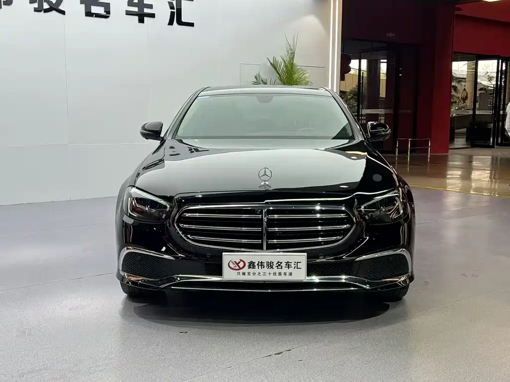 Mercedes-Benz E-Class 2023 — фото 3