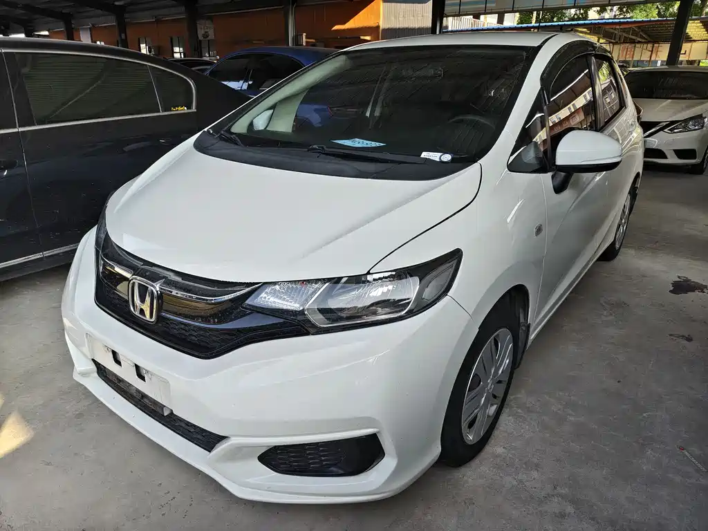 Honda Fit 2018 — фото 3