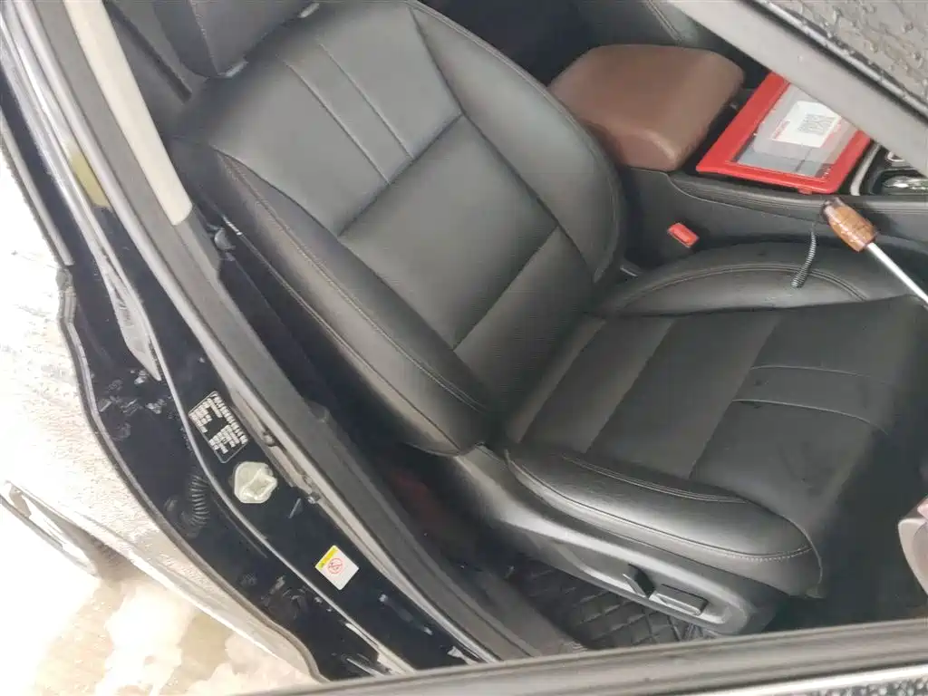 GAC Motor Trumpchi GS8 2019 — фото 25
