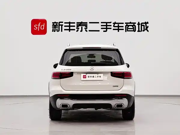 Mercedes-Benz GLB 2023