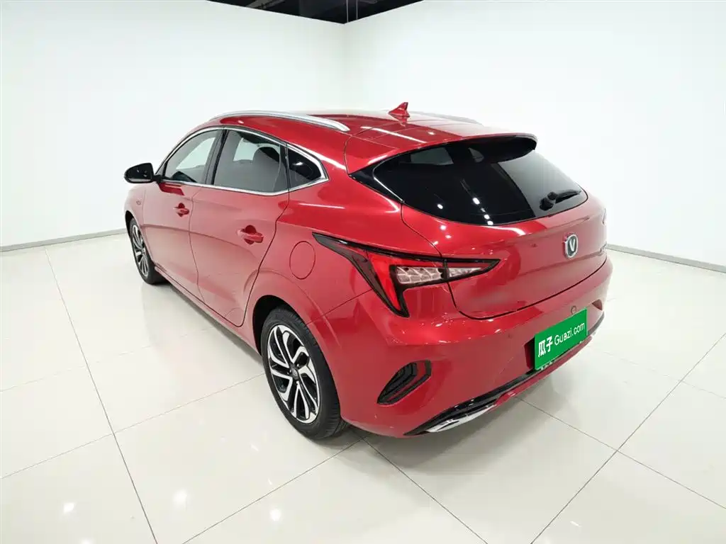 Changan Eado XT 2018 — фото 5