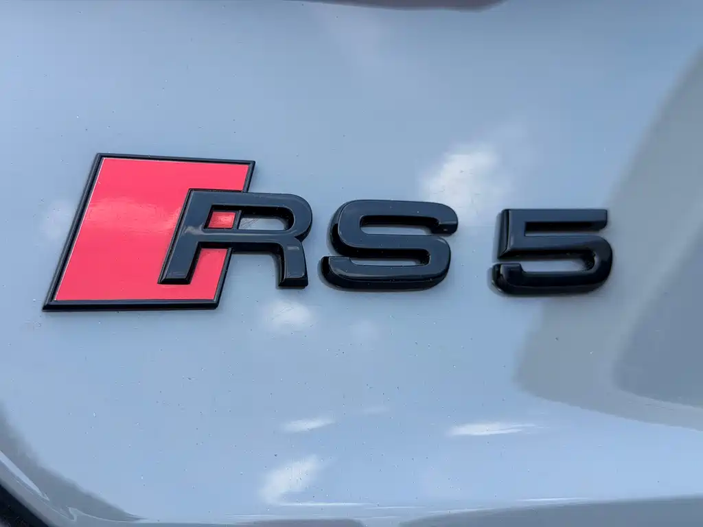 Audi RS 5 2023 — фото 17