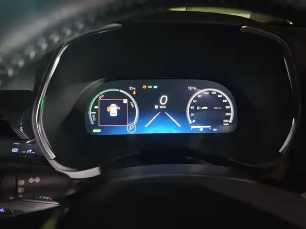 Toyota Crown Kluger 2022