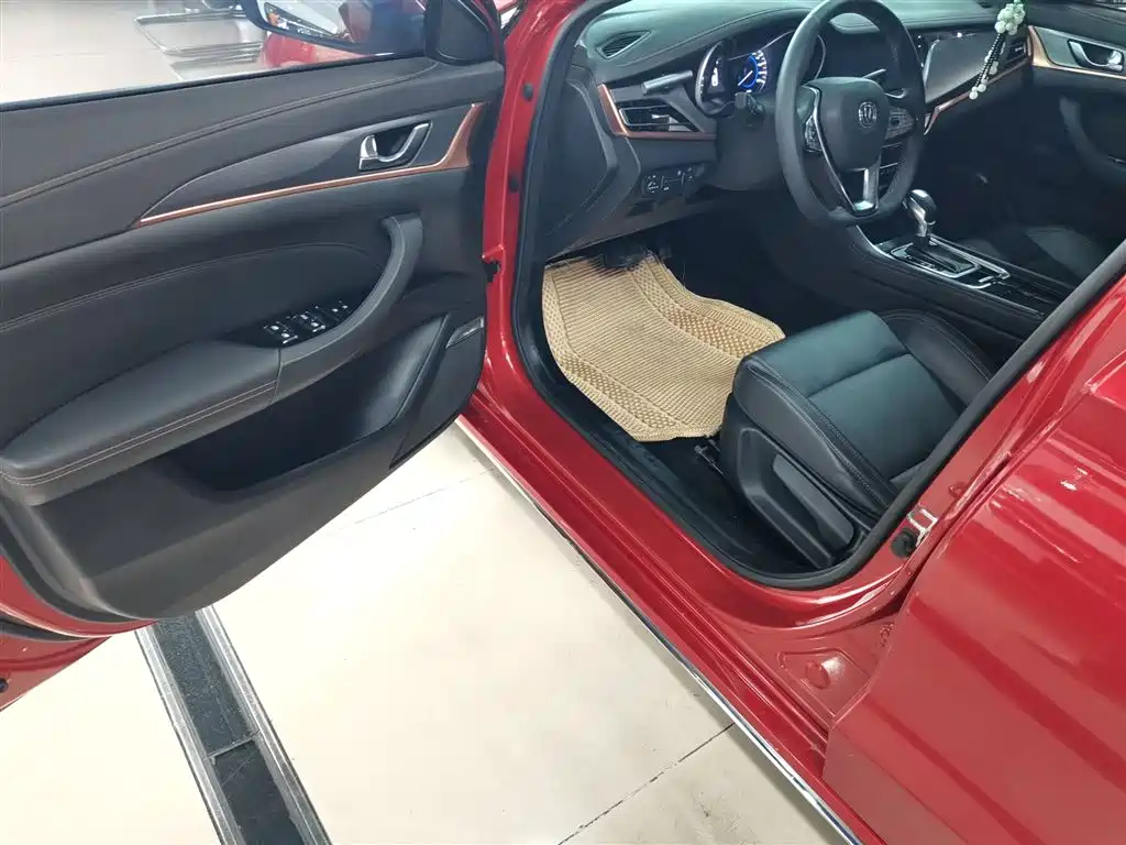 Changan Eado XT 2018 — фото 16
