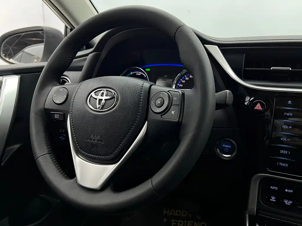 Toyota Corolla 2021 — фото 13