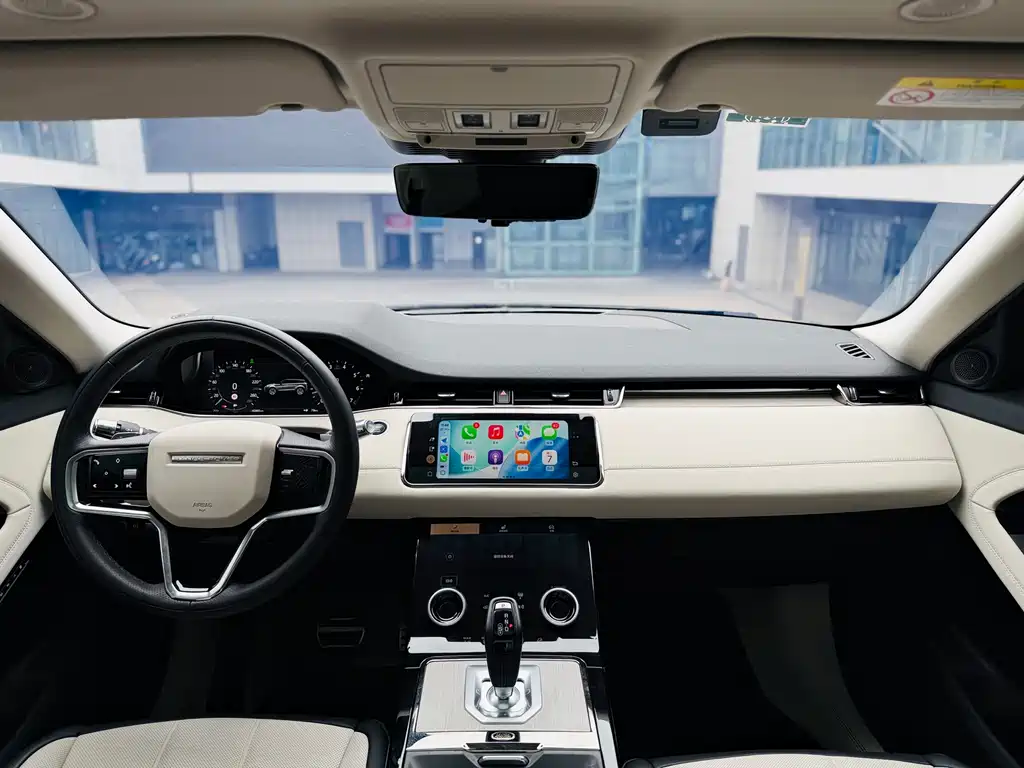 Land Rover Evoque 2023 — фото 8