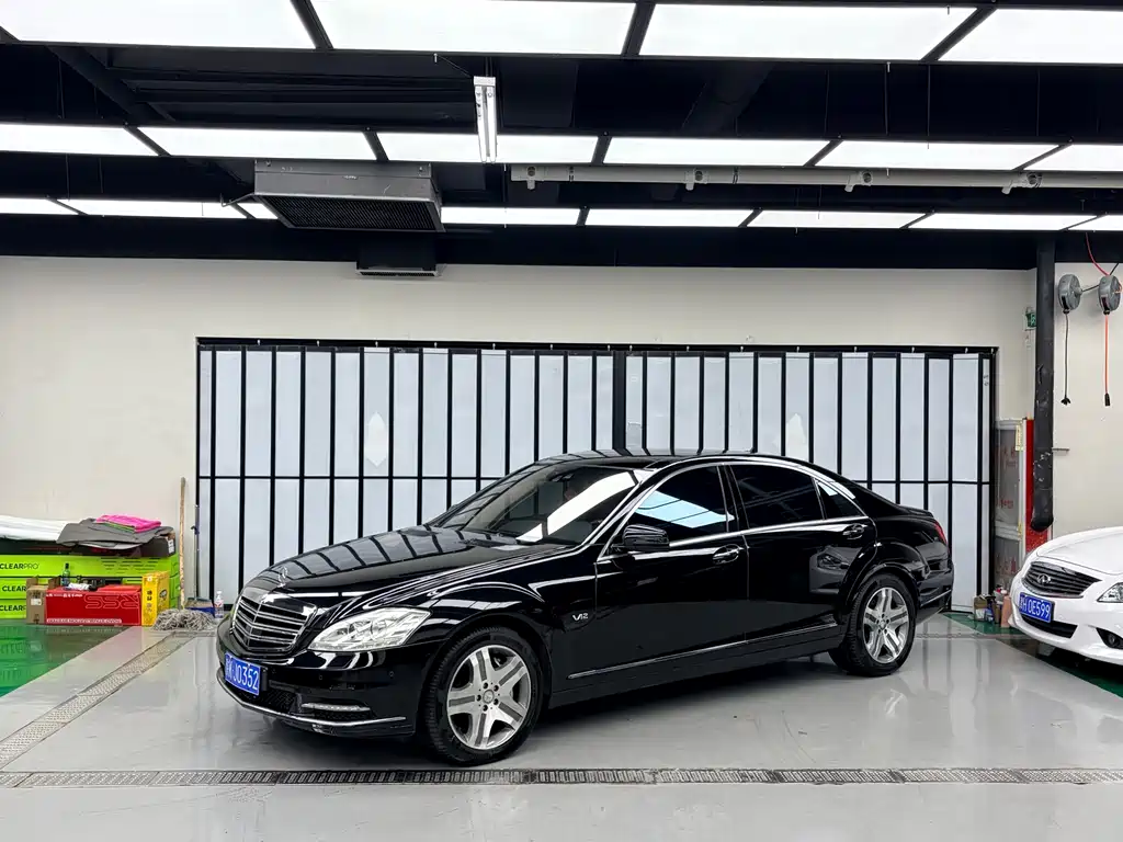 Mercedes-Benz S-Class 2011 — фото 1