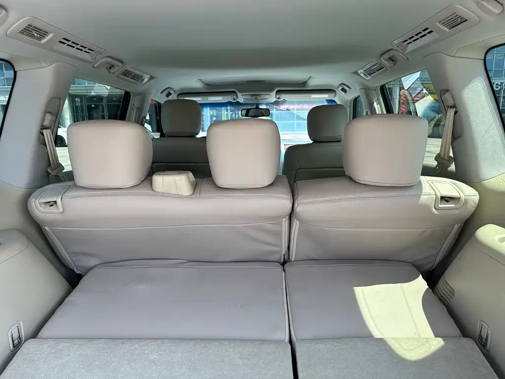 Nissan Patrol 2018 — фото 12