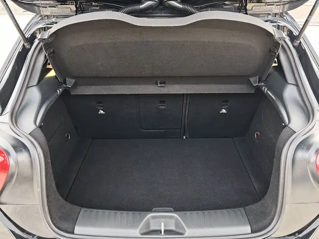 Mercedes-Benz A-Class AMG 2017 — фото 18