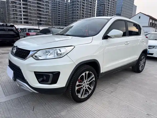 BAIC Shenbao X35 2016