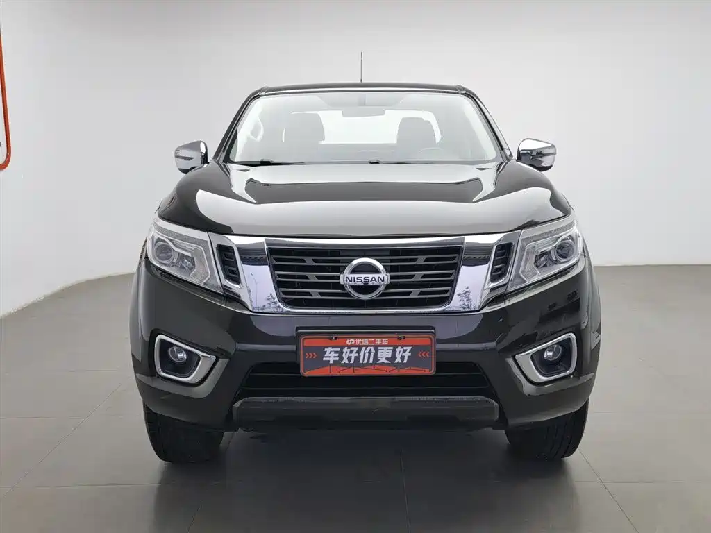 Nissan Navara 2018 — фото 3