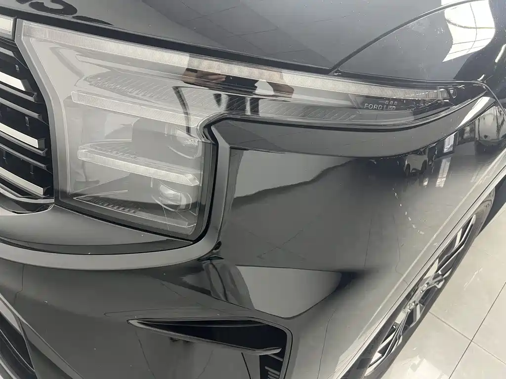Ford Edge 2025 — фото 13