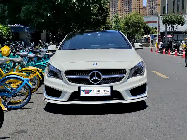 Mercedes-Benz CLA 2016