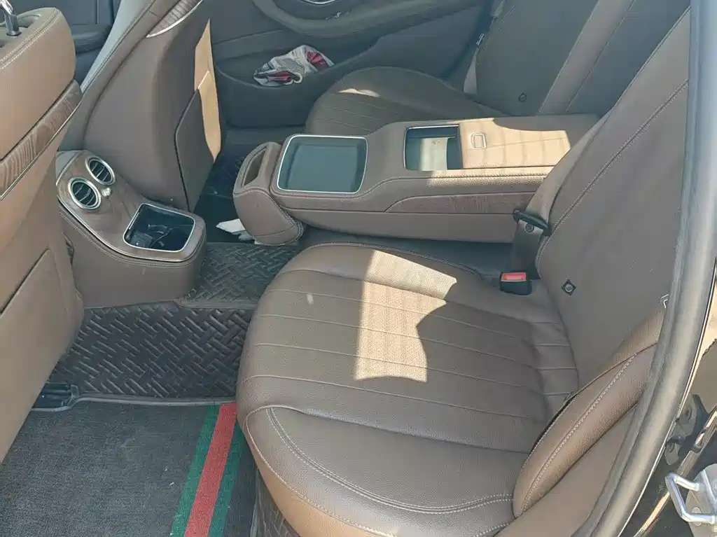 Mercedes-Benz E-Class 2020
