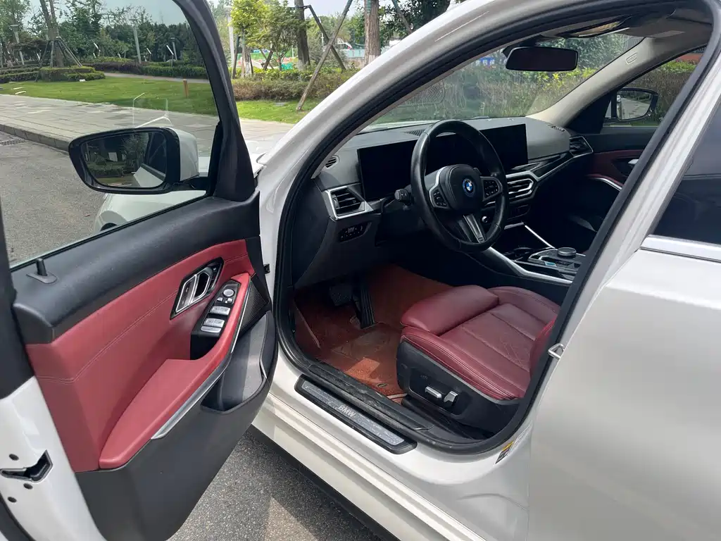 BMW i3 2022 — фото 13