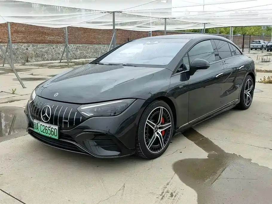 Mercedes-Benz EQE AMG 2023