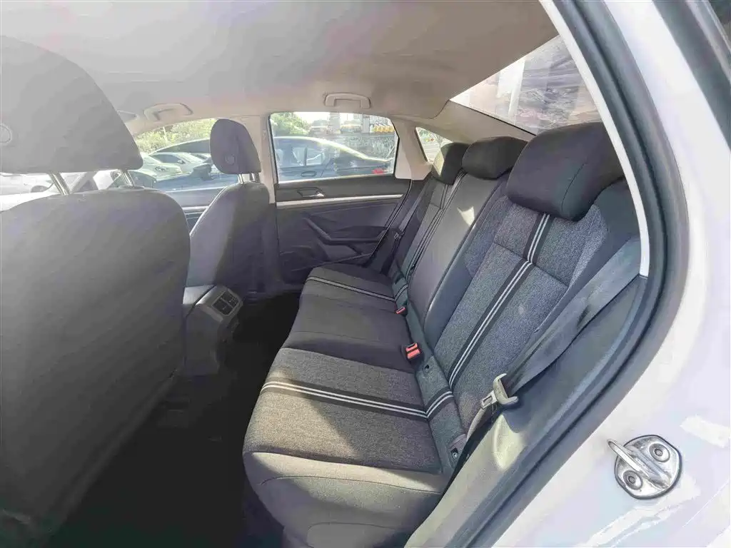 Volkswagen Lavida 2021
