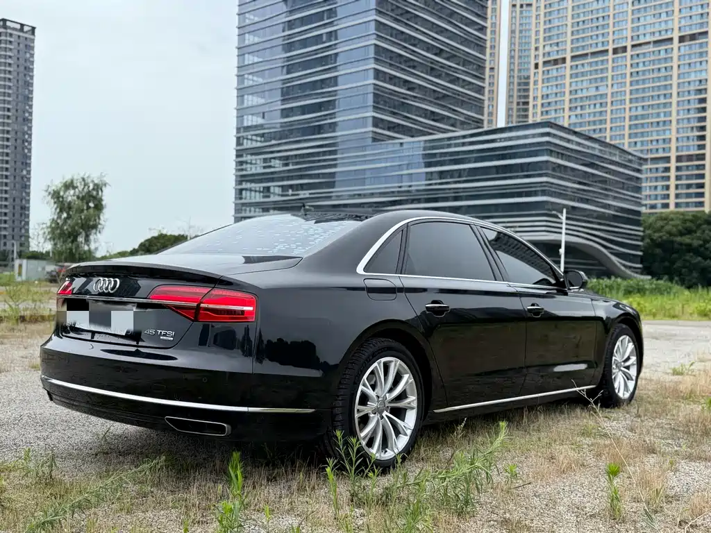 Audi A8 2016
