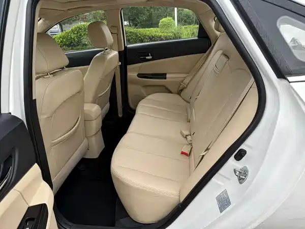 Changan Eado 2015