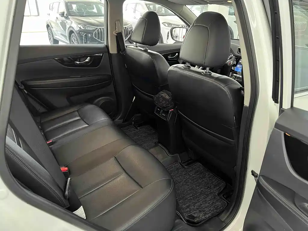 Nissan X-Trail 2020 — фото 18