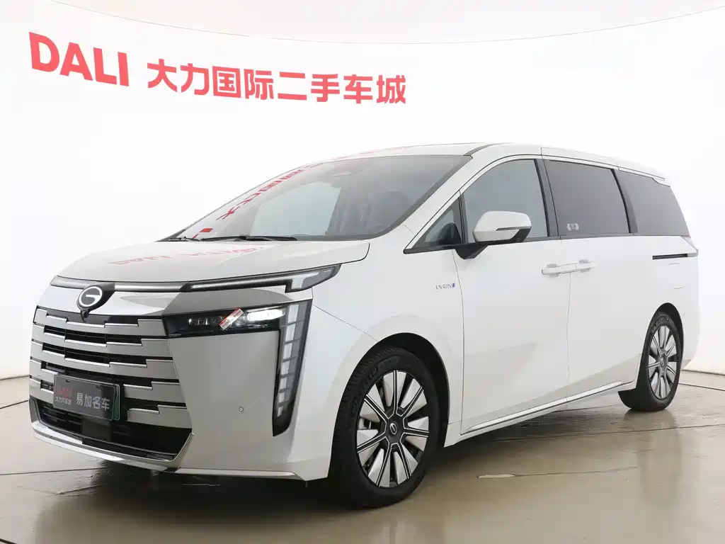 GAC Trumpchi E8 PHEV 2024 — фото 1