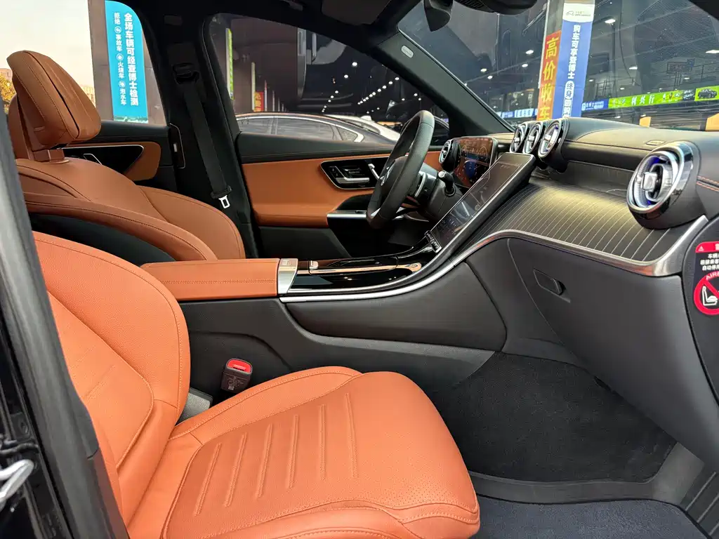 Mercedes-Benz GLC 2023 — фото 12