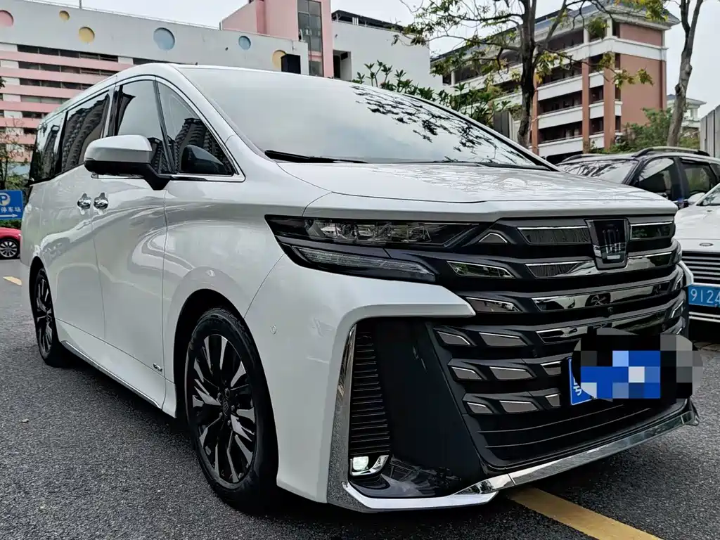Toyota Vellfire 2025 — фото 3